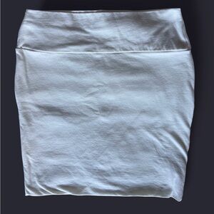 Women’s White Stretch Pencil Skirt